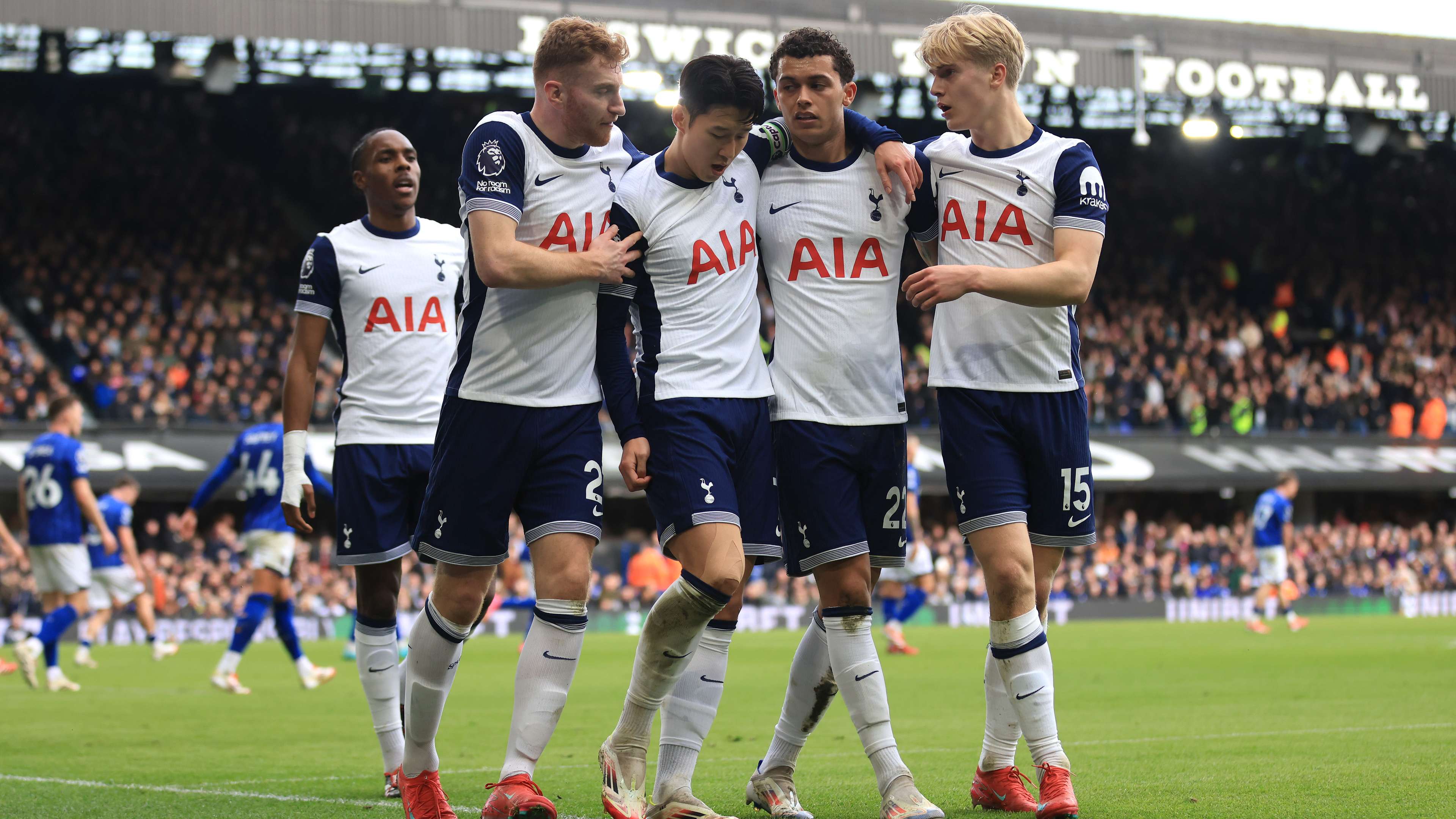 他用自己的 他用自己的